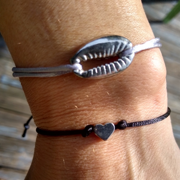 NWT 2 piece bracelet set - Picture 2 of 5